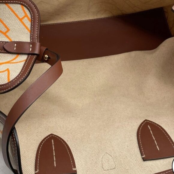 Burberry TB Monogram Canvas and Leather Tote and Pouch - Picture 2 of 5